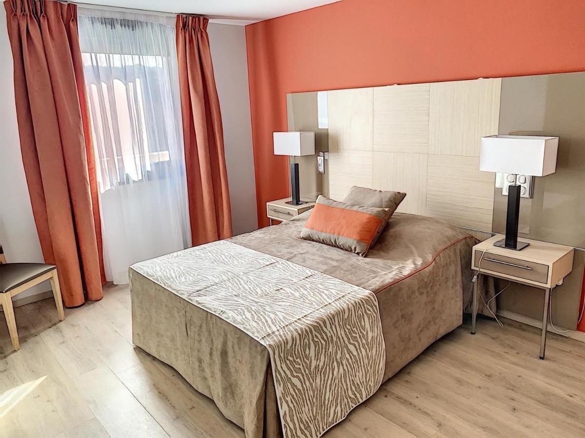 Zenao Montreuil- Croix De Chavaux Apartment Монтрей Екстериор снимка